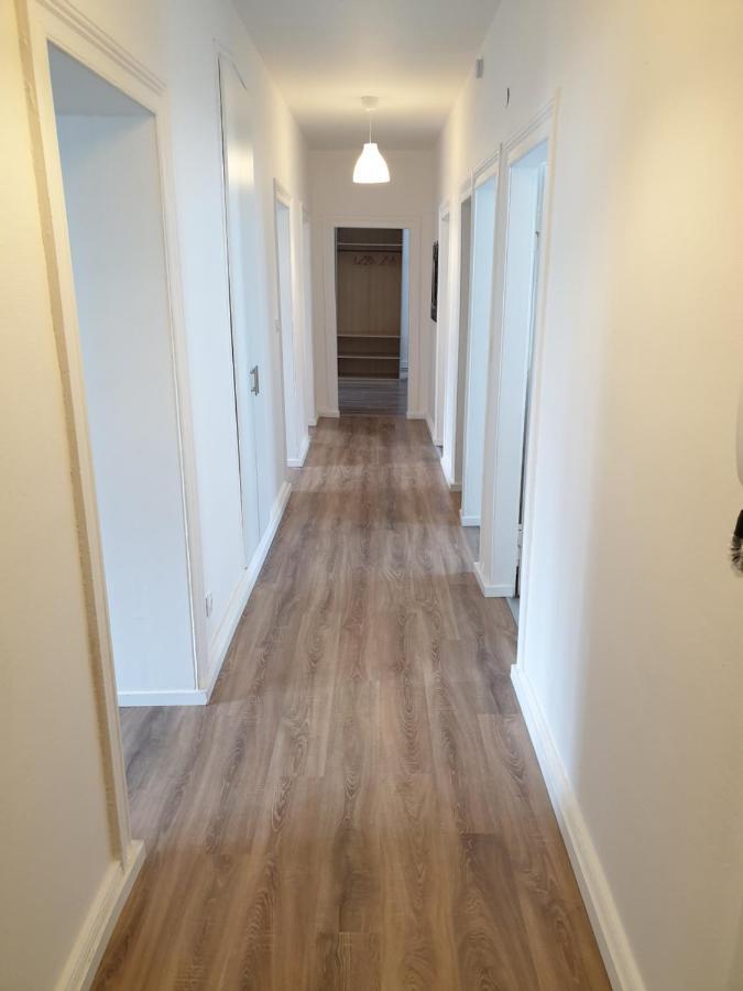 Centre Le 85, Superbe F5, 125m2, 5 Pièces Appartement